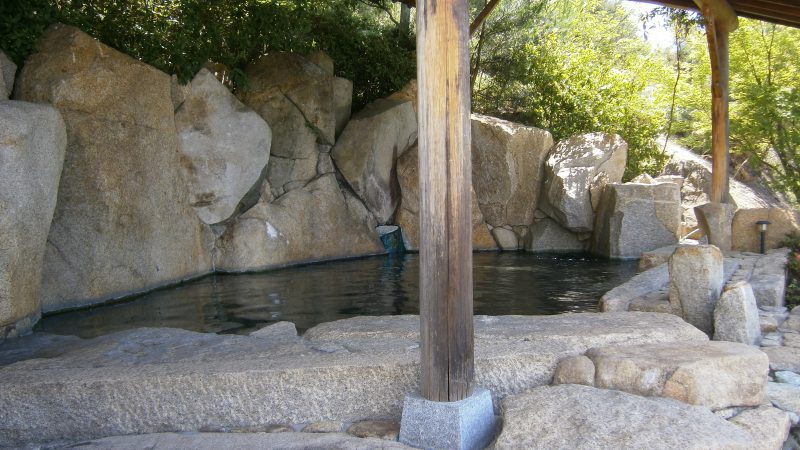 露天風呂からの眺め・・・｜瀬戸内の宿 竹原シーサイドホテル